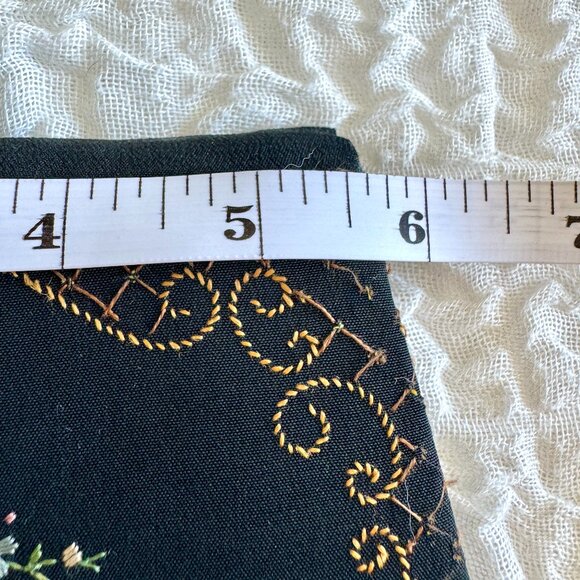 1930s Vintage Black Floral Petit Point Embroidered Clutch - Picture 12 of 13